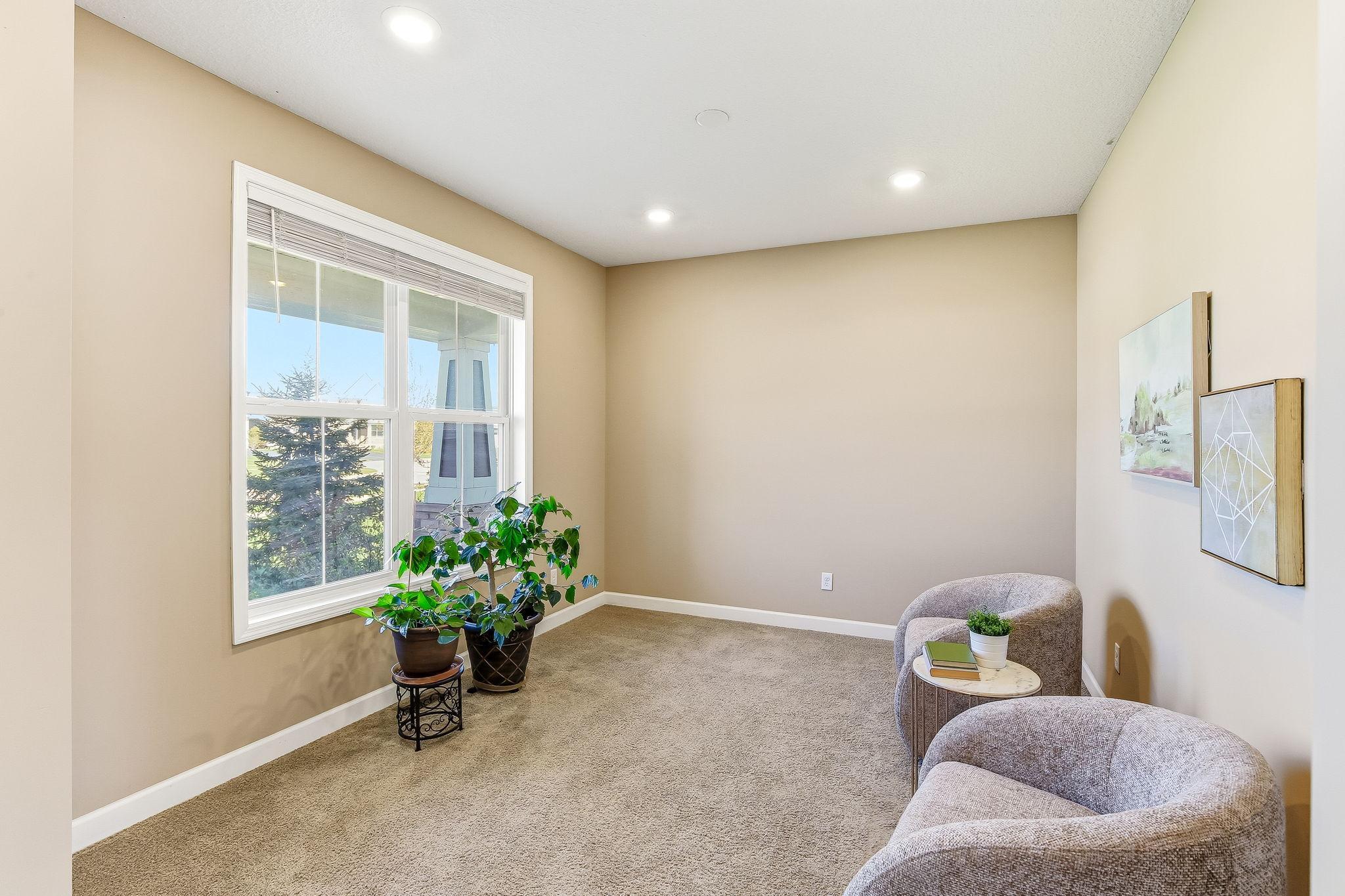 4469 Schilling Way