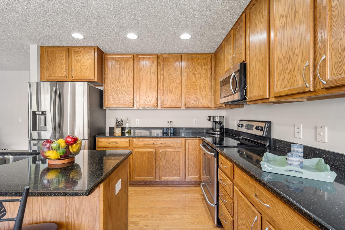 1246 Macey Way