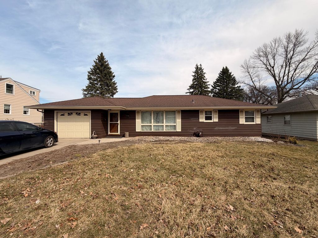 Photo of 1306 Marie Avenue, Albert Lea, MN 56007 (MLS # 7053421)