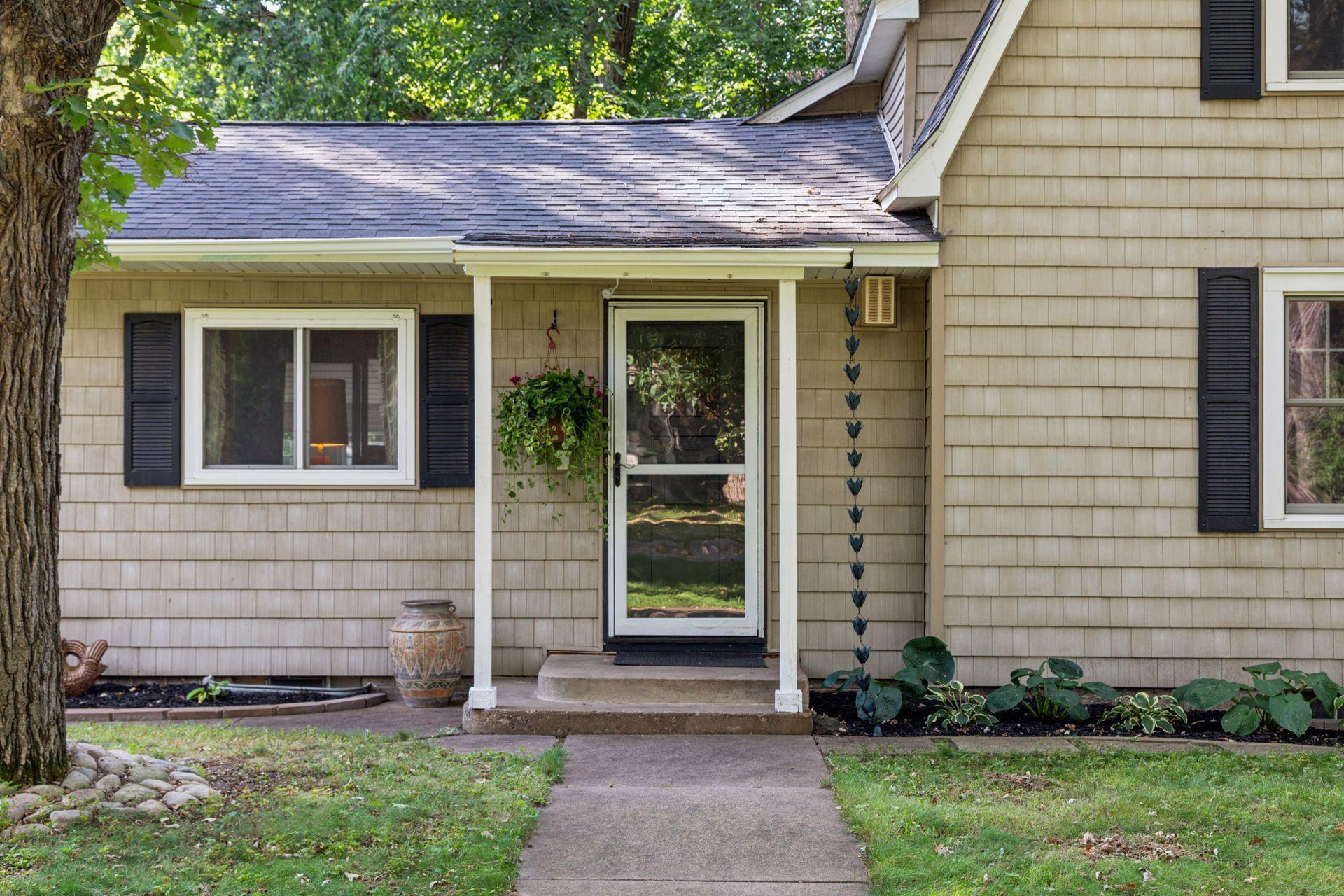 4877 Nottingham Place