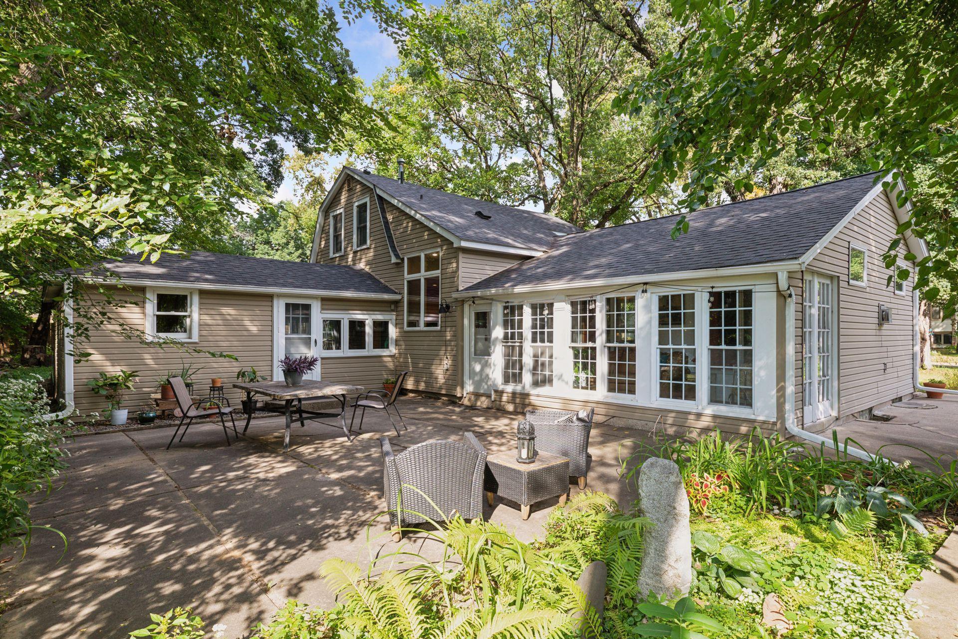 4877 Nottingham Place