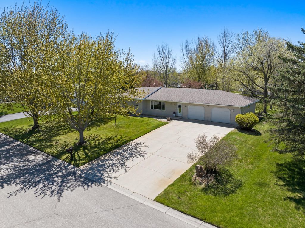 Photo of 2505 Conifer Avenue, Alexandria, MN 56308 (MLS # 7072665)