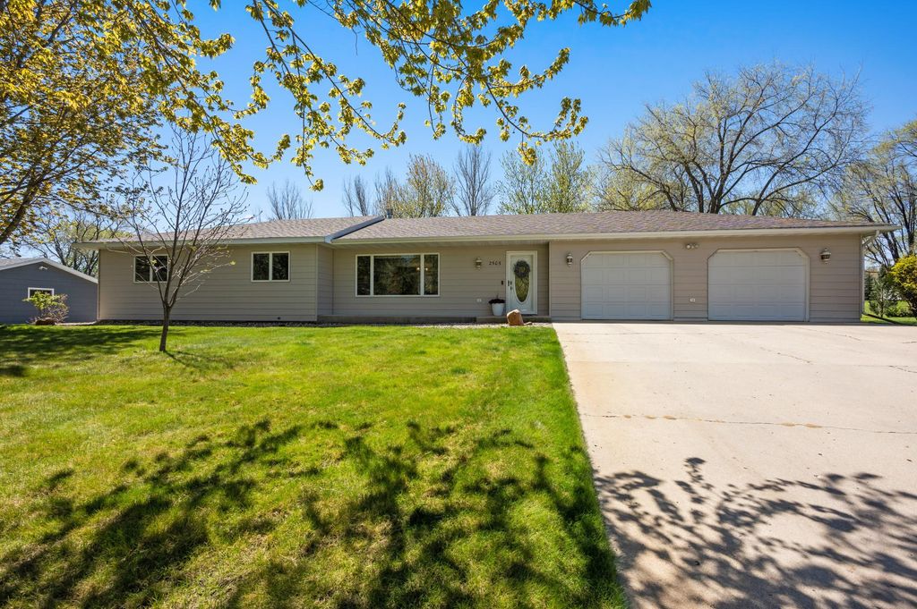 Photo of 2505 Conifer Avenue, Alexandria, MN 56308 (MLS # 7072665)