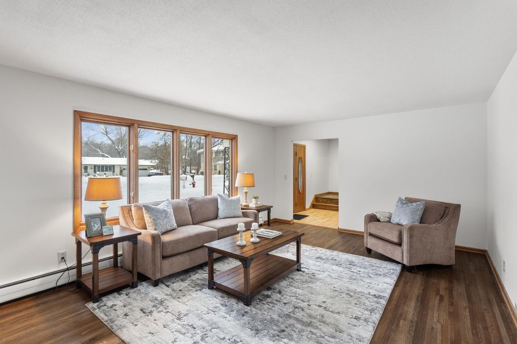 Photo of 2404 Hayes Court, Burnsville, MN 55337 (MLS # 6825429)