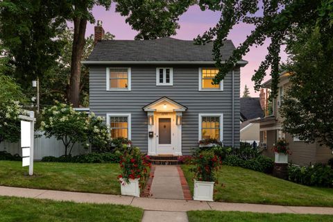 2250 Princeton Avenue Saint Paul MN 55105