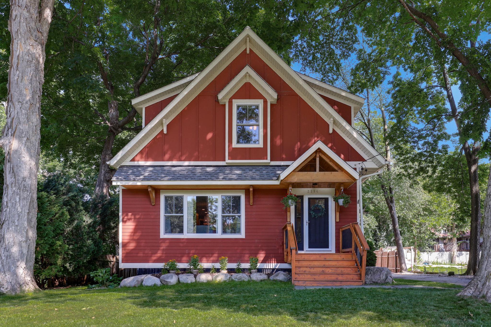 2794 Casco Point Road