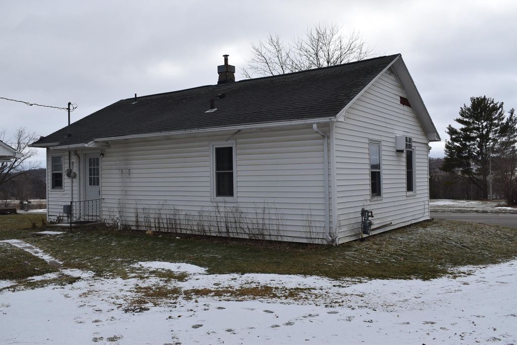 Photo of 1006 Main Street S, Chatfield, MN 55923 (MLS # 7009202)