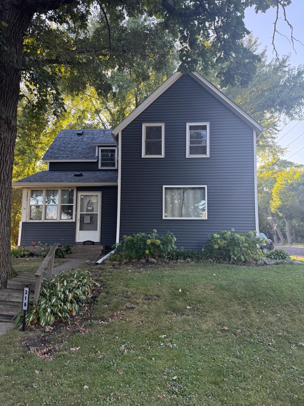 Photo of 316 2nd Avenue N, Brownton, MN 55312 (MLS # 7147652)