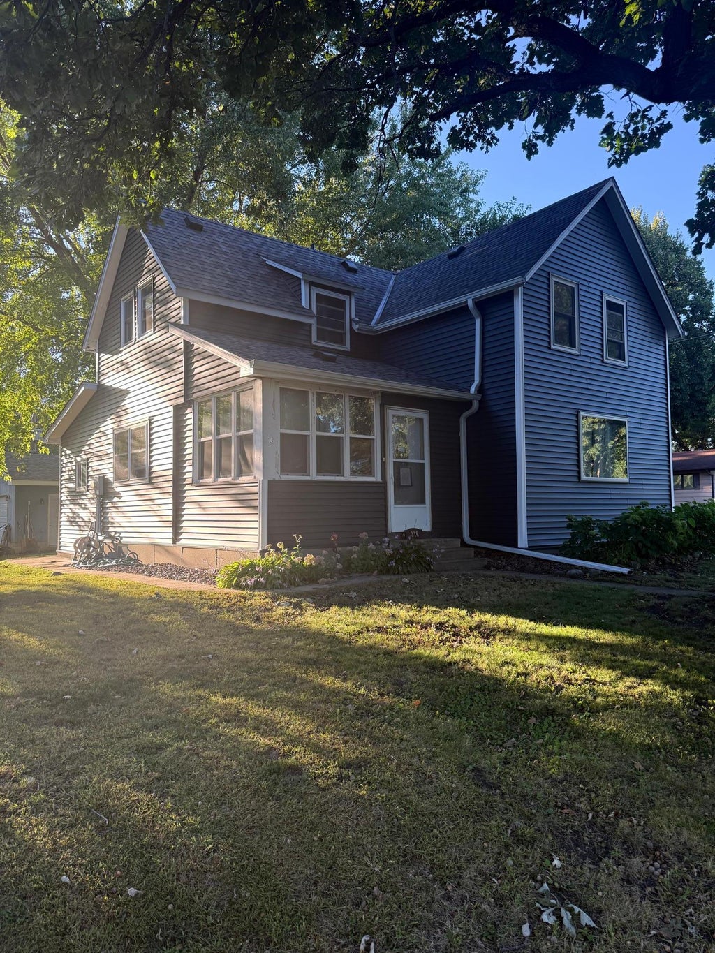 Photo of 316 2nd Avenue N, Brownton, MN 55312 (MLS # 7147652)