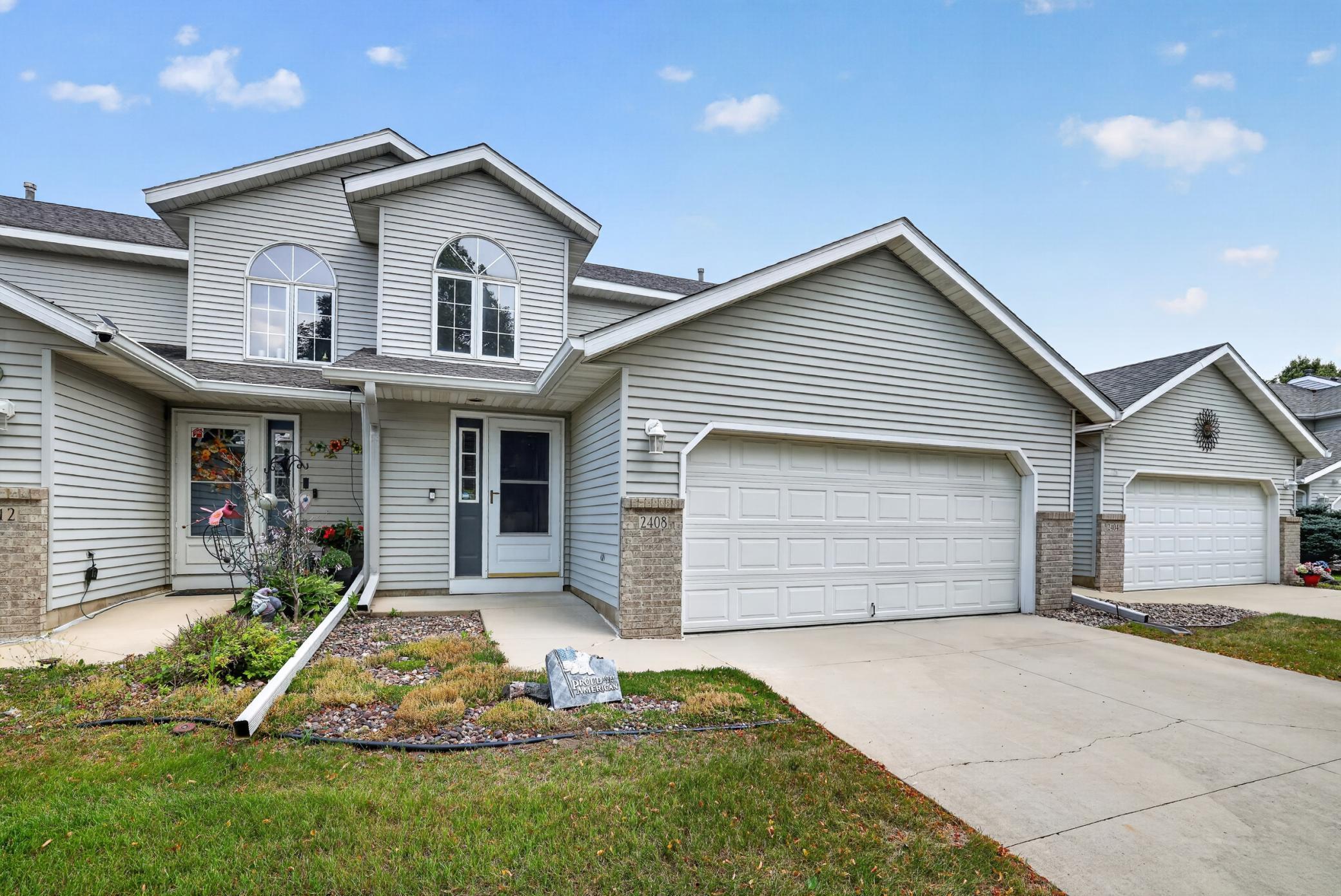 2408 Viola Heights Drive NE