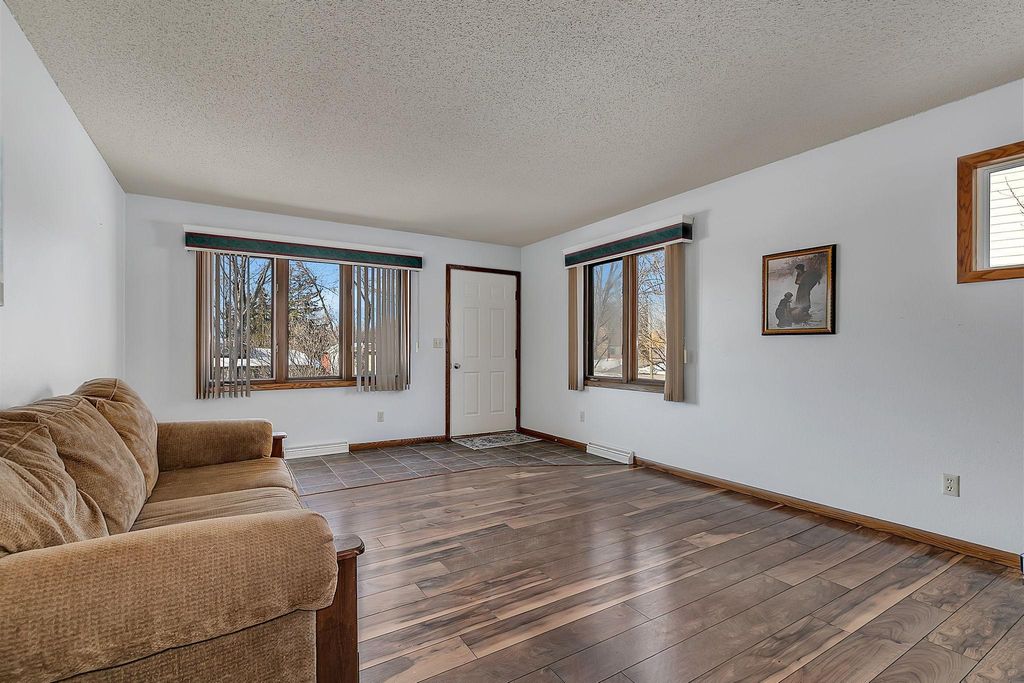 Photo of 1059 Benedict Drive, Sauk Rapids, MN 56379 (MLS # 7033117)
