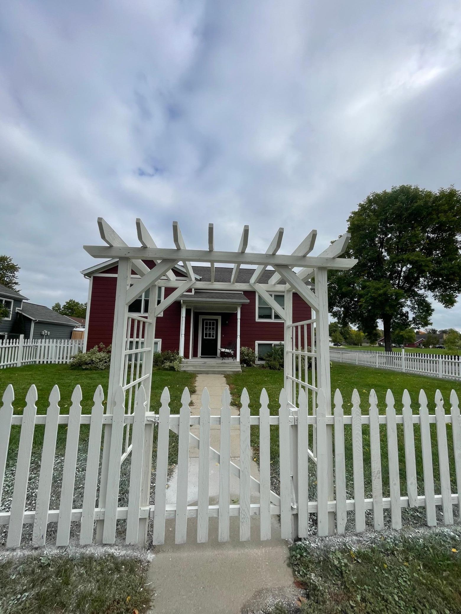908 NW 1st Avenue