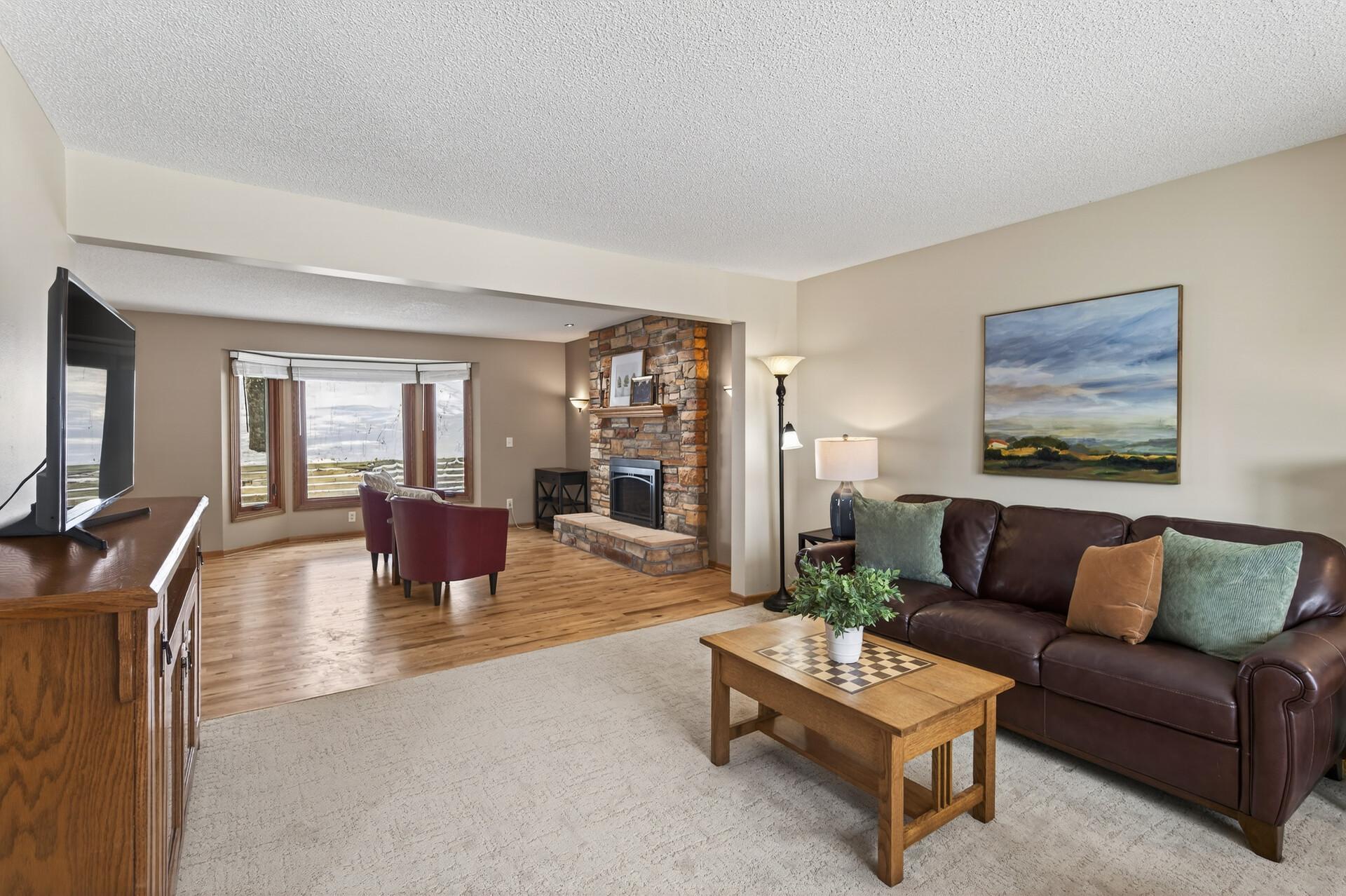 3625 Rosewood Lane N