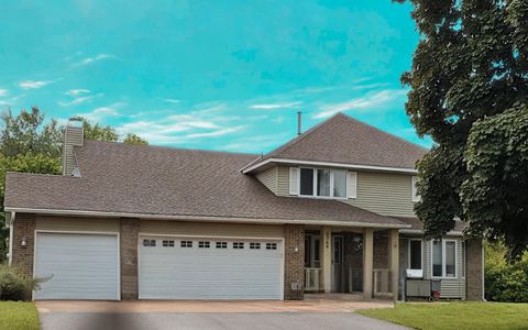 8764 Pinehurst Bay Woodbury MN 55125