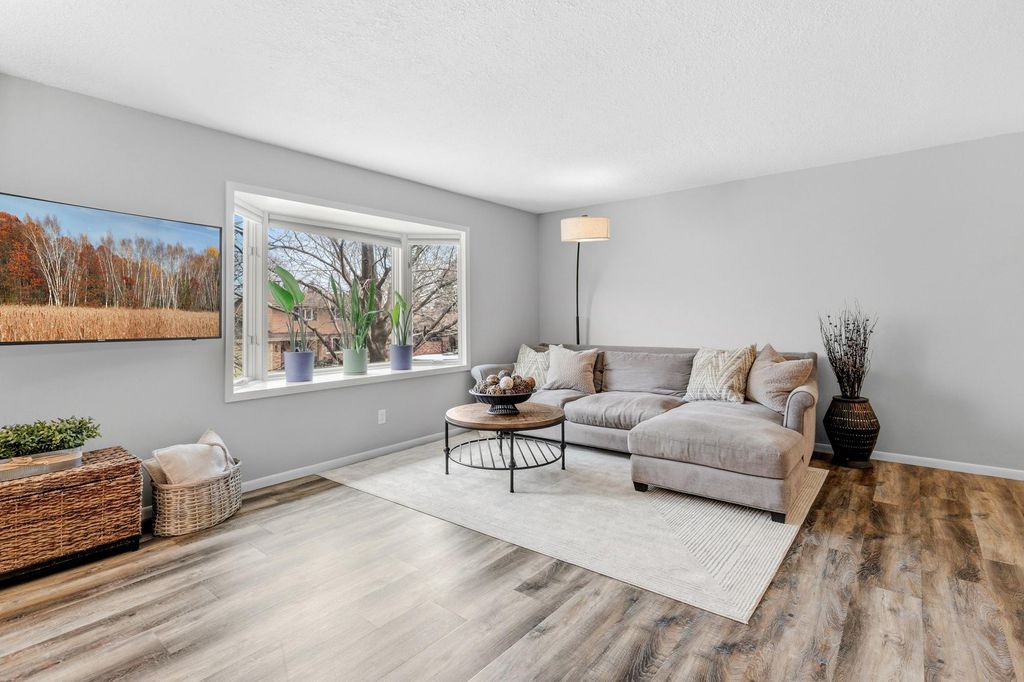 Photo of 36 13th Avenue SW, New Brighton, MN 55112 (MLS # 7033272)