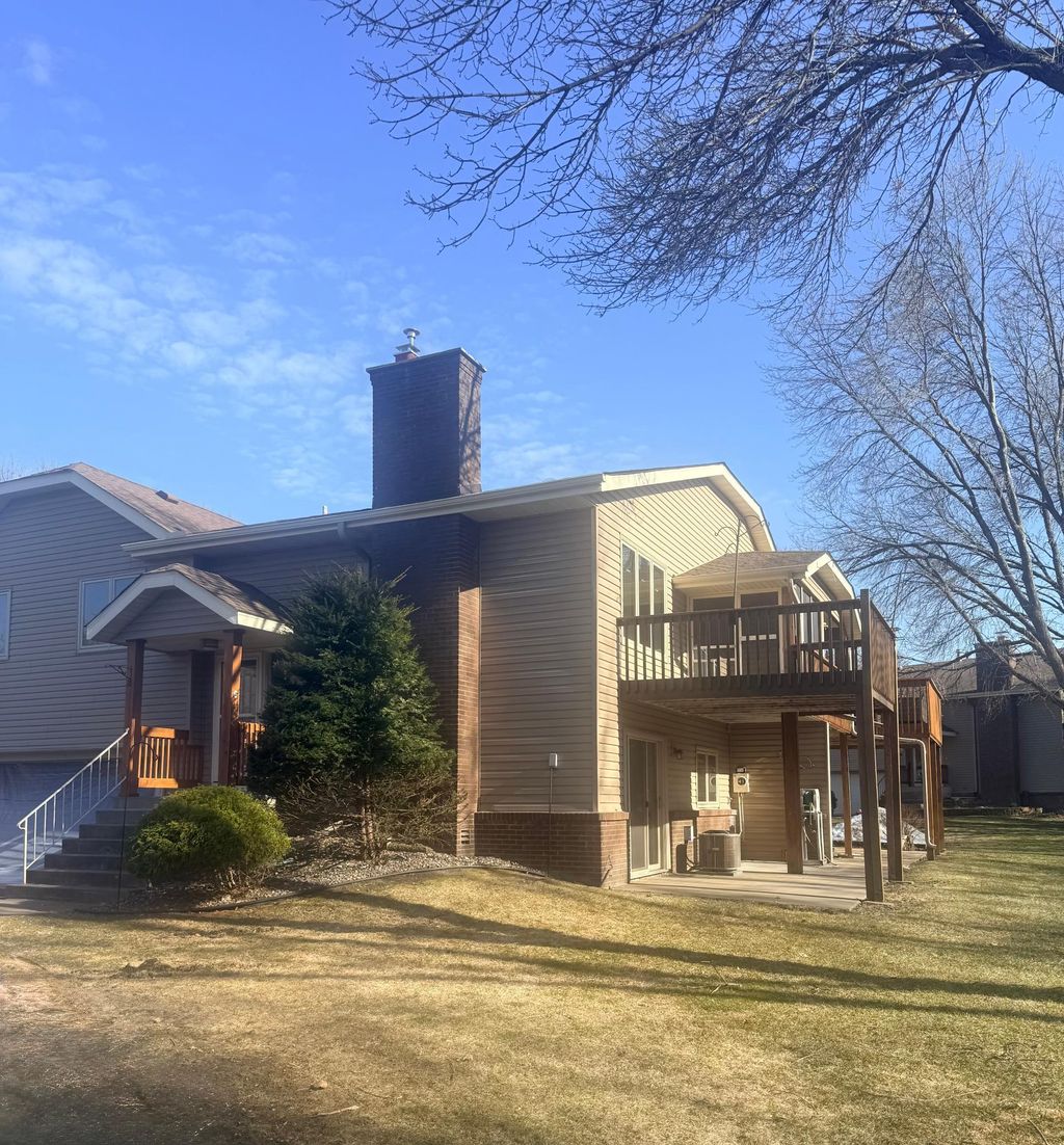 Photo of 7043 Polaris Lane N, Maple Grove, MN 55311 (MLS # 7046234)