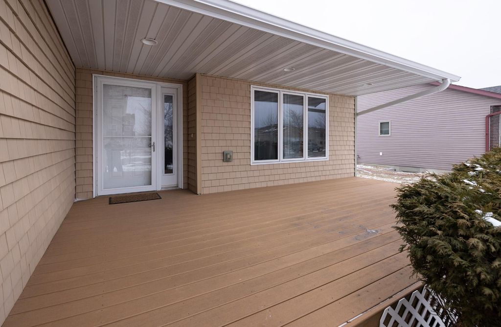 Photo of 1527 41st Avenue S, Moorhead, MN 56560 (MLS # 7038446)