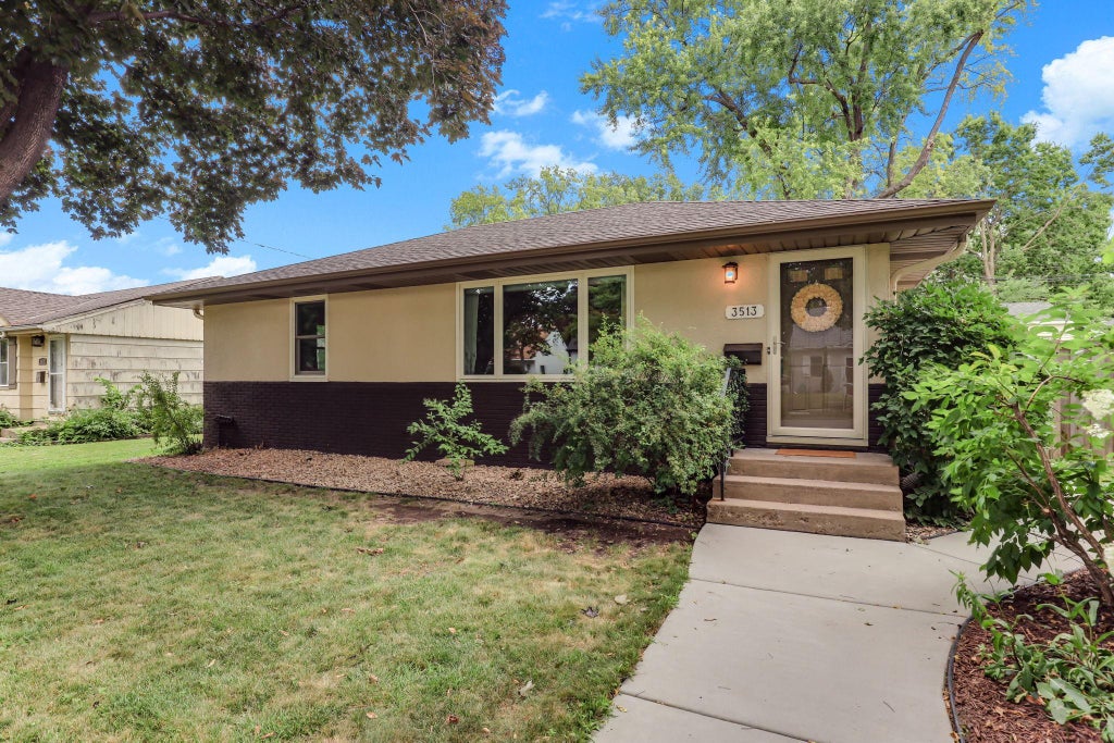 Photo of 3513 Tyler Street NE, Minneapolis, MN 55418 (MLS # 7114578)