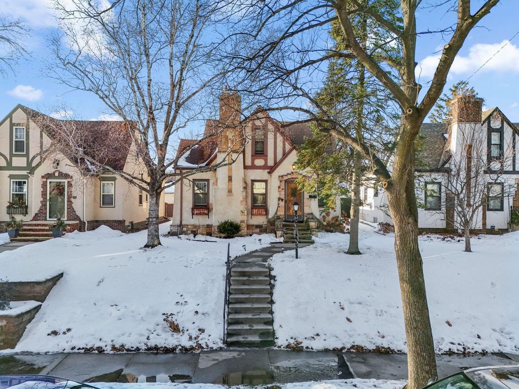 Photo of 5120 15th Avenue S, Minneapolis, MN 55417 (MLS # 7002096)