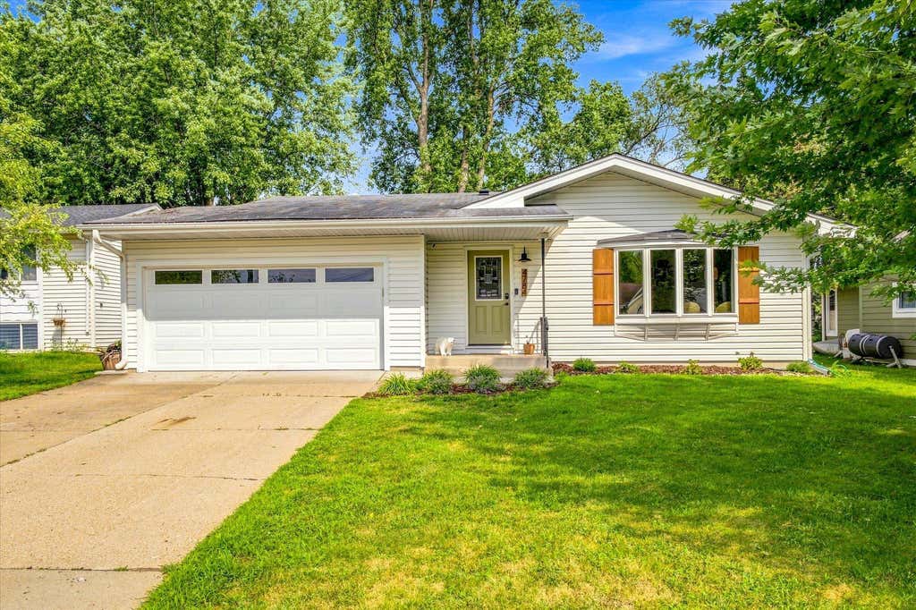 Photo of 4784 Sandra Lane, White Bear Lake, MN 55110 (MLS # 7124233)