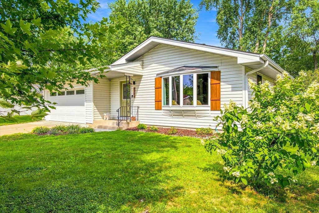 Photo of 4784 Sandra Lane, White Bear Lake, MN 55110 (MLS # 7124233)