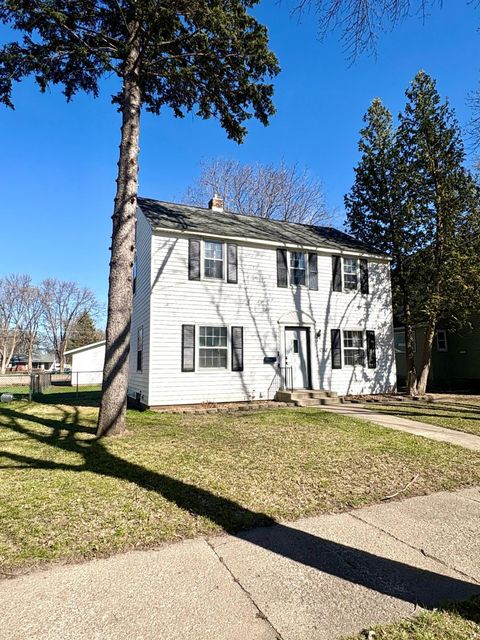 Photo of 608 N 6th Street, Montevideo, MN 56265 (MLS # 7060745)