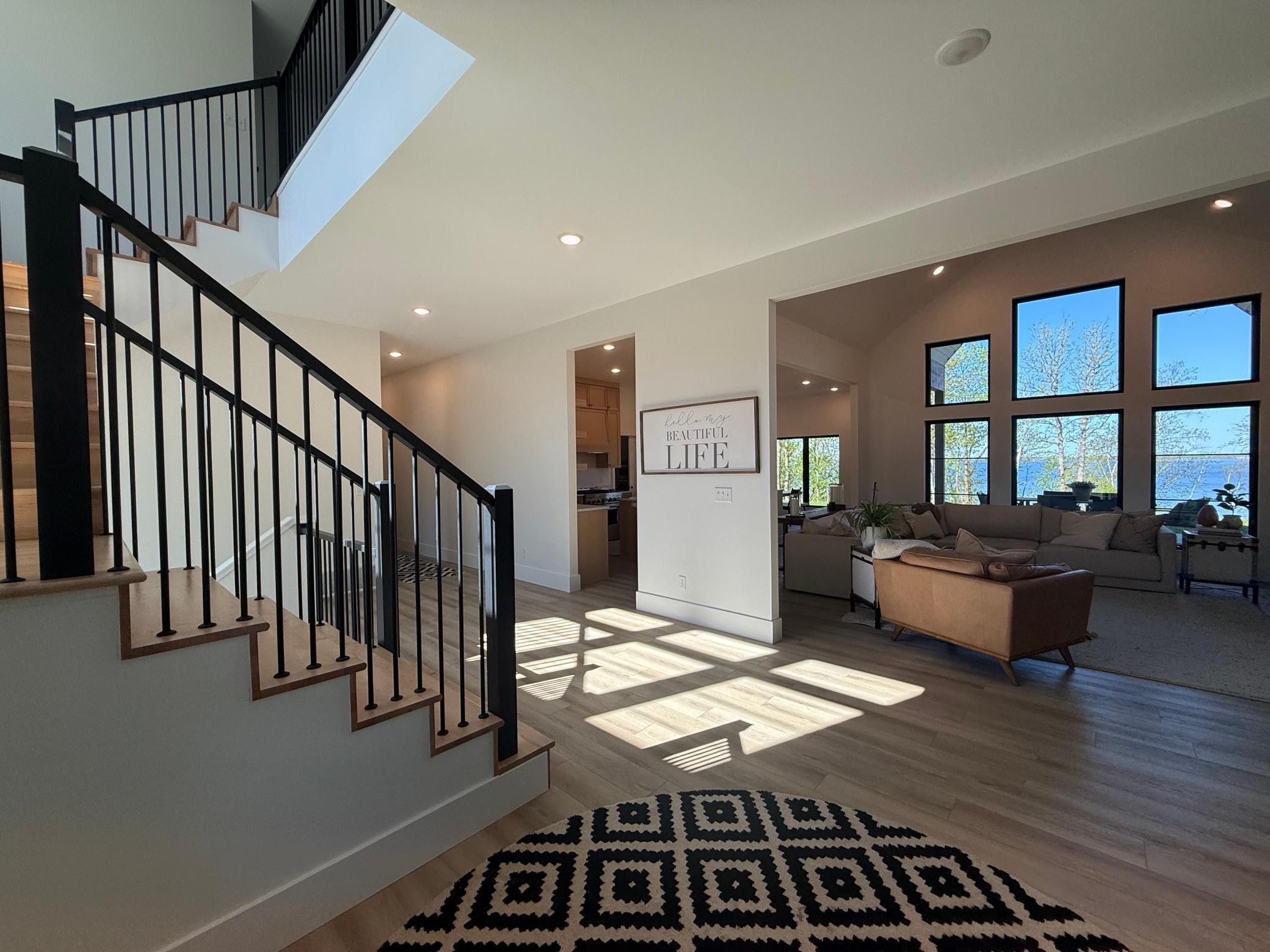 Bemidji, Minnesota, 56601, United States, 5 Bedrooms Bedrooms, ,4 BathroomsBathrooms,Residential,Active,2052037