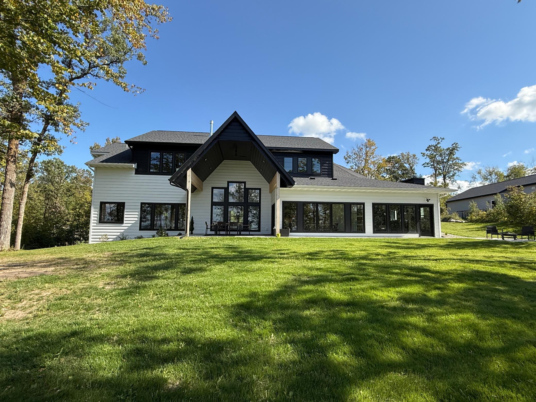 Bemidji, Minnesota, 56601, United States, 5 Bedrooms Bedrooms, ,4 BathroomsBathrooms,Residential,Active,2052037