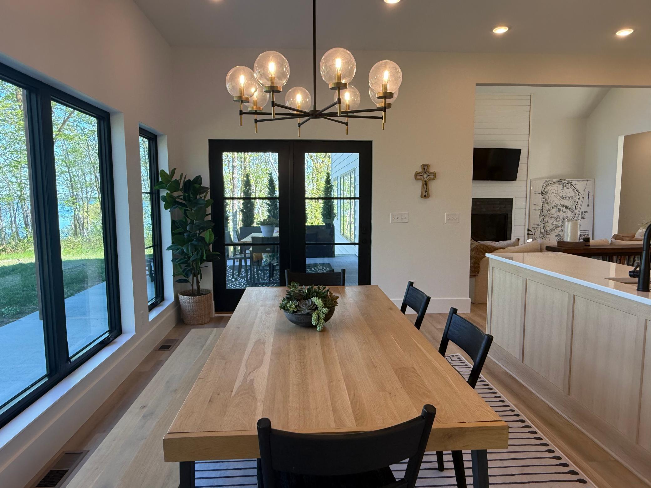 Bemidji, Minnesota, 56601, United States, 5 Bedrooms Bedrooms, ,4 BathroomsBathrooms,Residential,Active,2052037