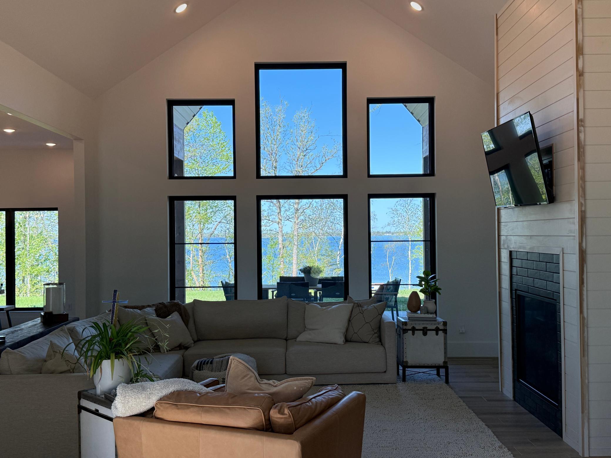 Bemidji, Minnesota, 56601, United States, 5 Bedrooms Bedrooms, ,4 BathroomsBathrooms,Residential,Active,2052037