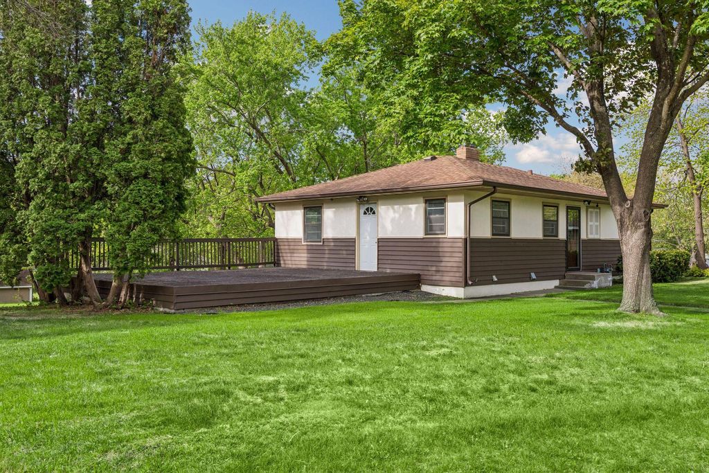 Photo of 868 Oakwood Drive, Anoka, MN 55303 (MLS # 7068912)