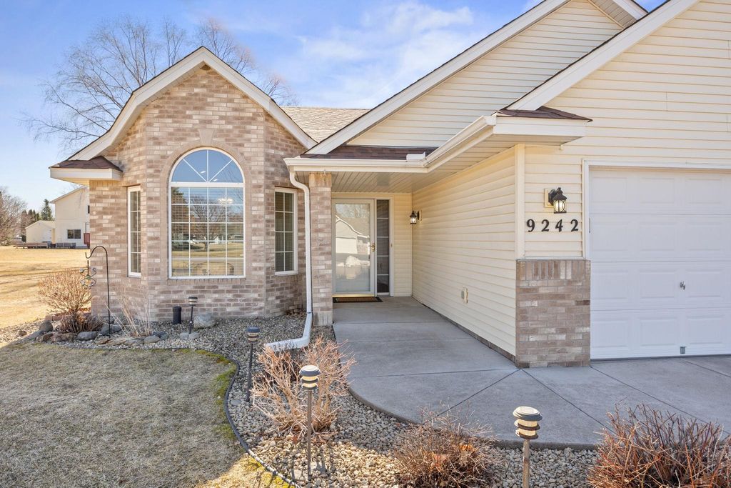 Photo of 9242 Dunbar Knoll Circle N, Brooklyn Park, MN 55443 (MLS # 7037275)