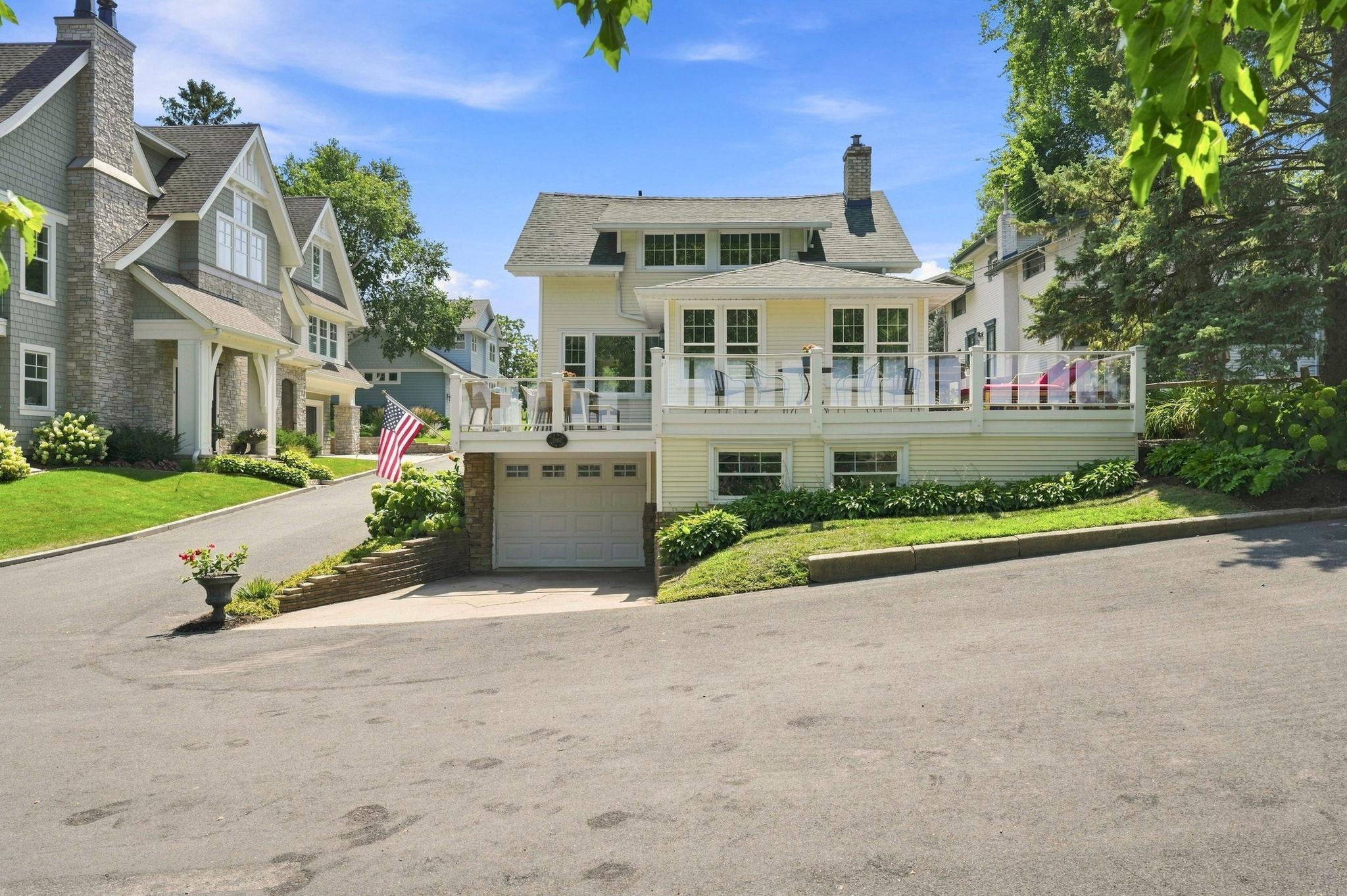 2800 Center Road