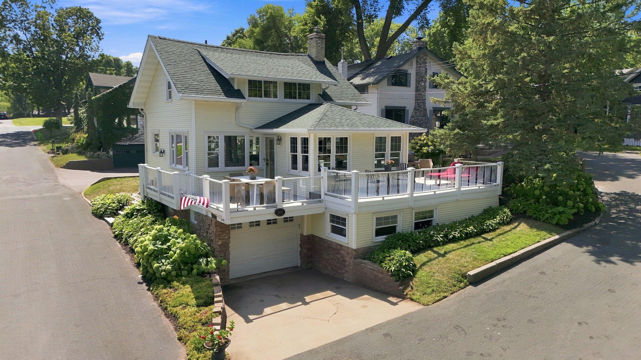 2800 Center Road