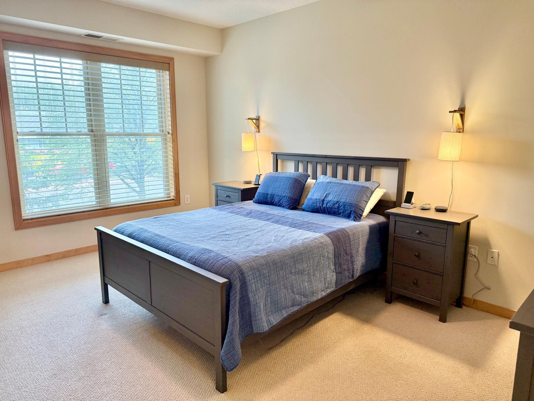 2201 Village Lane A203