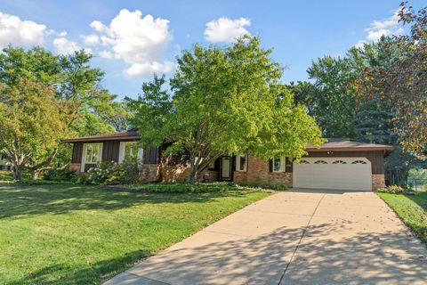 2994 Mary Street Maplewood MN 55109