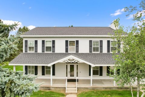 Photo of 604 Pine Needle Drive, Perham, MN 56573 (MLS # 7052900)