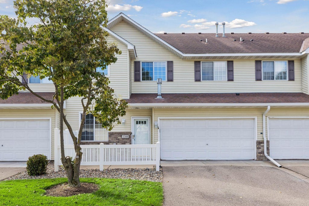 Photo of 3210 Juniper Circle #B, Woodbury, MN 55125 (MLS # 7151321)