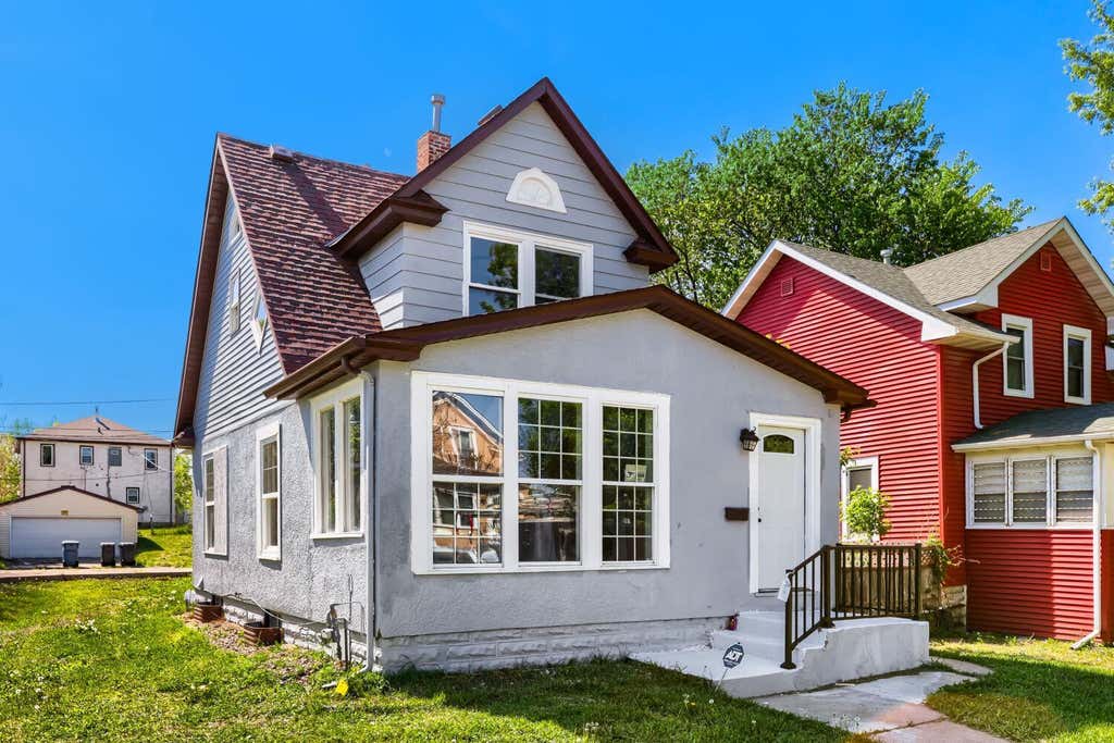 Photo of 3123 Knox Avenue N, Minneapolis, MN 55411 (MLS # 7088906)