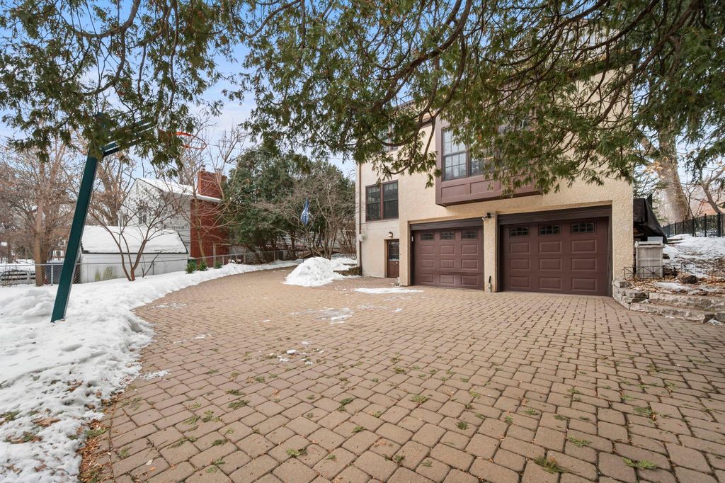 Photo of 5325 Upton Avenue S, Minneapolis, MN 55410 (MLS # 7005663)