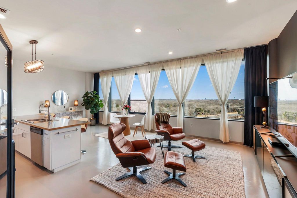 Photo of 5601 Smetana Drive #1012, Minnetonka, MN 55343 (MLS # 7051839)