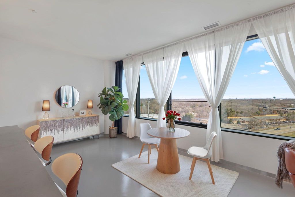 Photo of 5601 Smetana Drive #1012, Minnetonka, MN 55343 (MLS # 7051839)