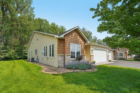 3460 Valento Circle Vadnais Heights MN 55127
