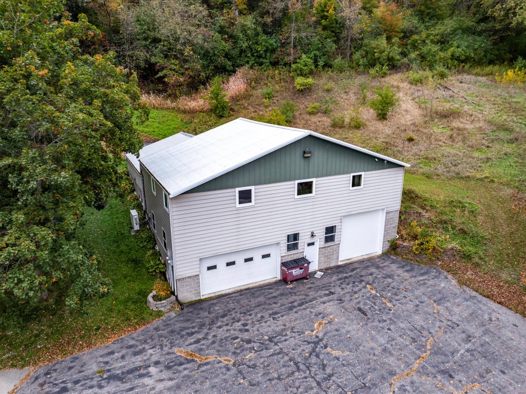 Photo of W544 County Road P, Fountain City, WI 54629 (MLS # 7164073)