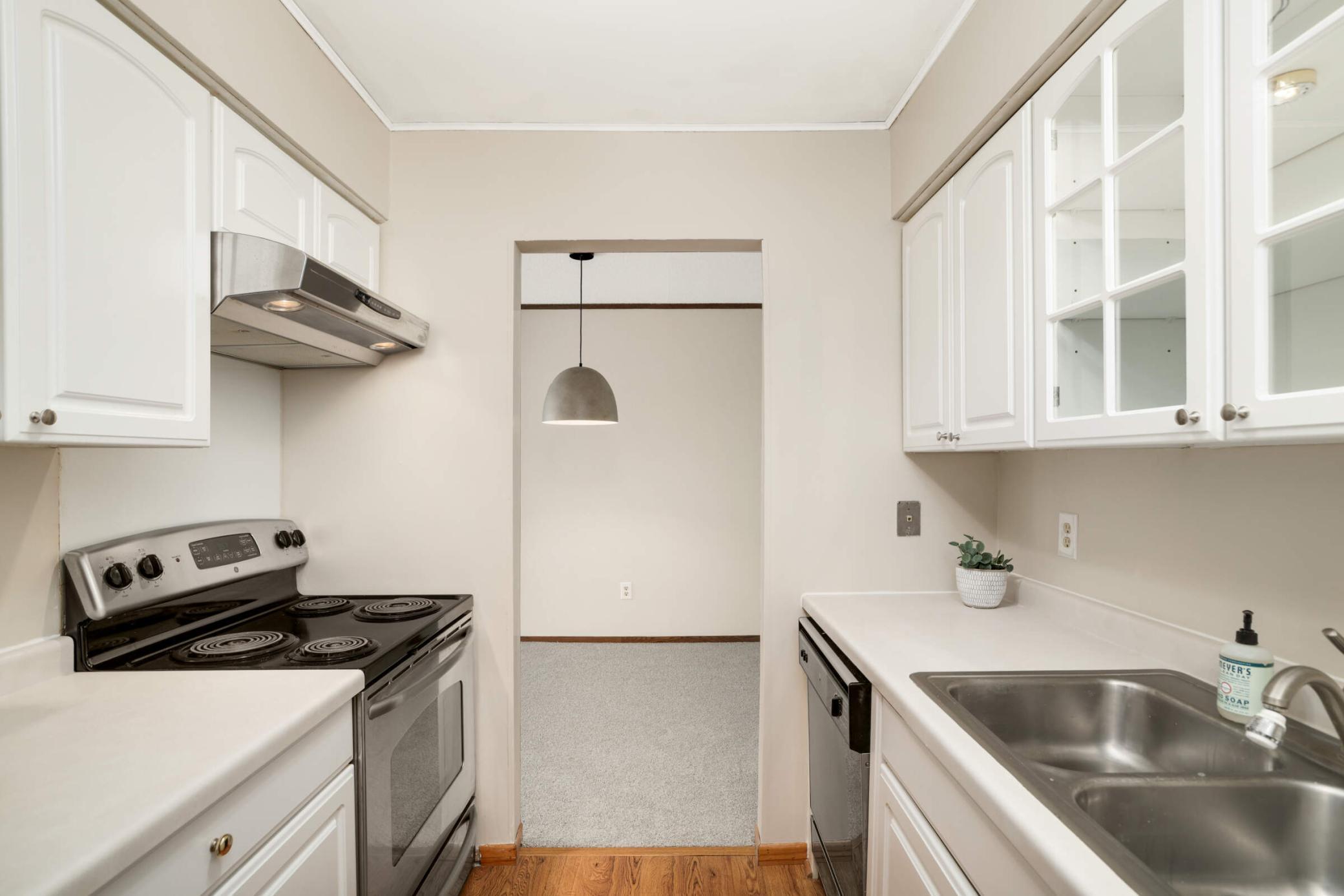 2210 Midland Grove Road 306