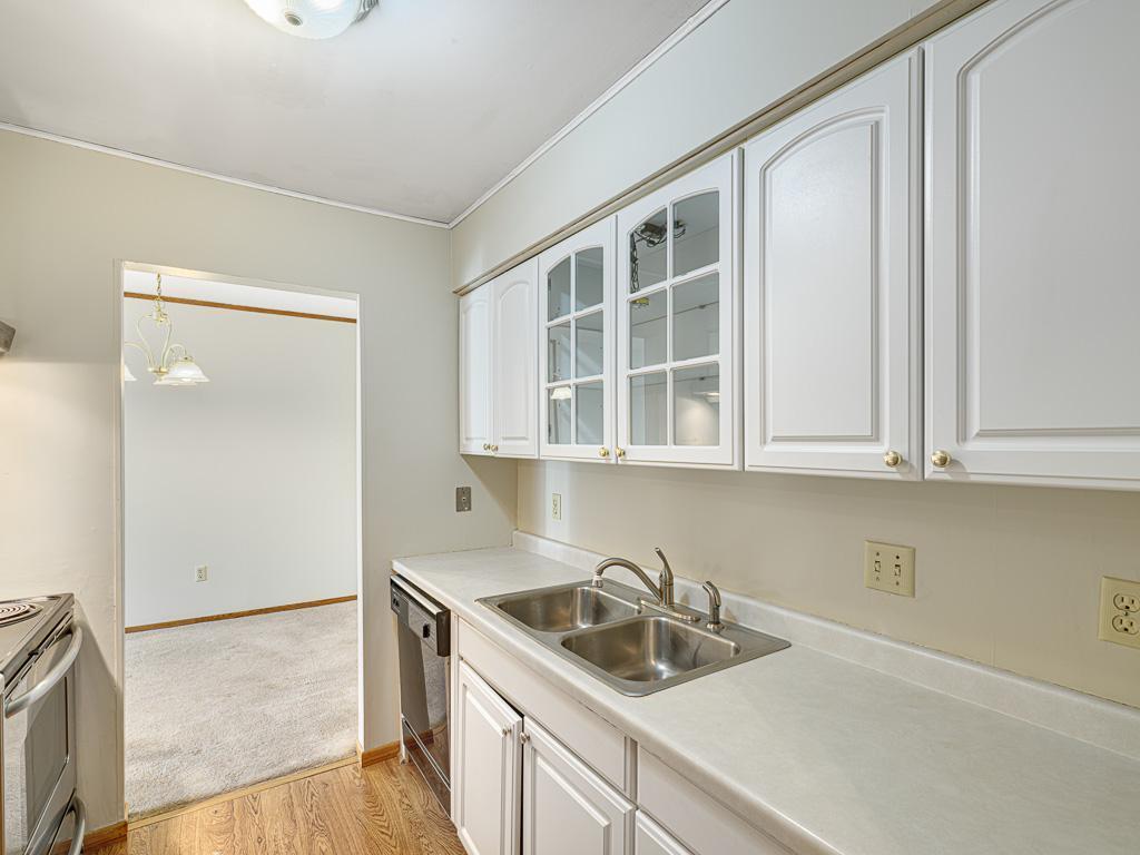 2210 Midland Grove Road 306