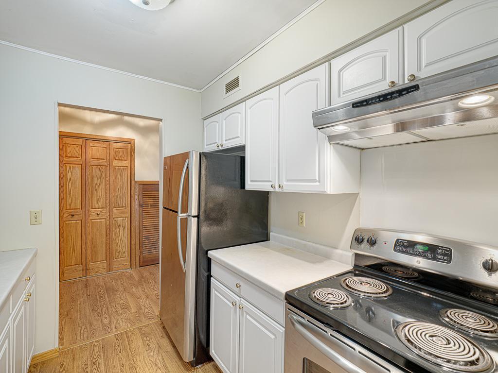 2210 Midland Grove Road 306