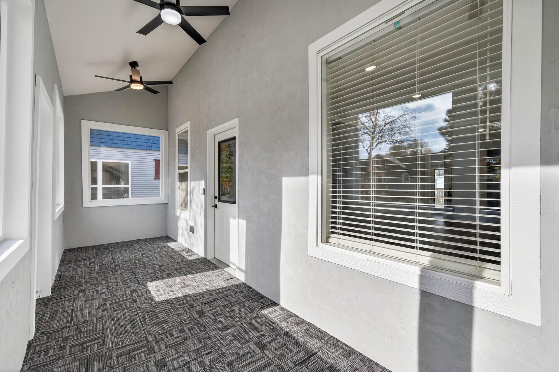 1271 Seminary Avenue