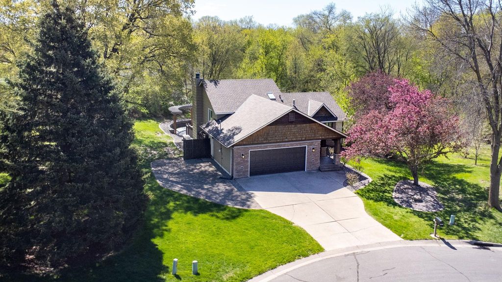 Photo of 424 Butternut Lane SE, Saint Michael, MN 55376 (MLS # 6810179)