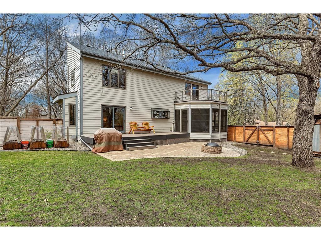 Photo of 2022 Hillcrest Drive, Saint Cloud, MN 56303 (MLS # 7040871)